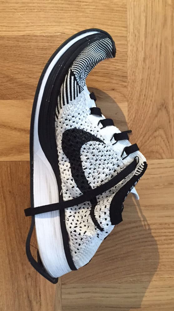 Schoenen wassen in de wasmachine kan fout gaan! Schoenen wassen in de wasmachine kan fout gaan!